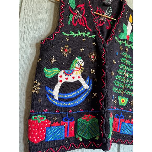 Vintage Designer’s Originals Christmas Sweater Vest Beaded & Embroidered Size S - Picture 2 of 5